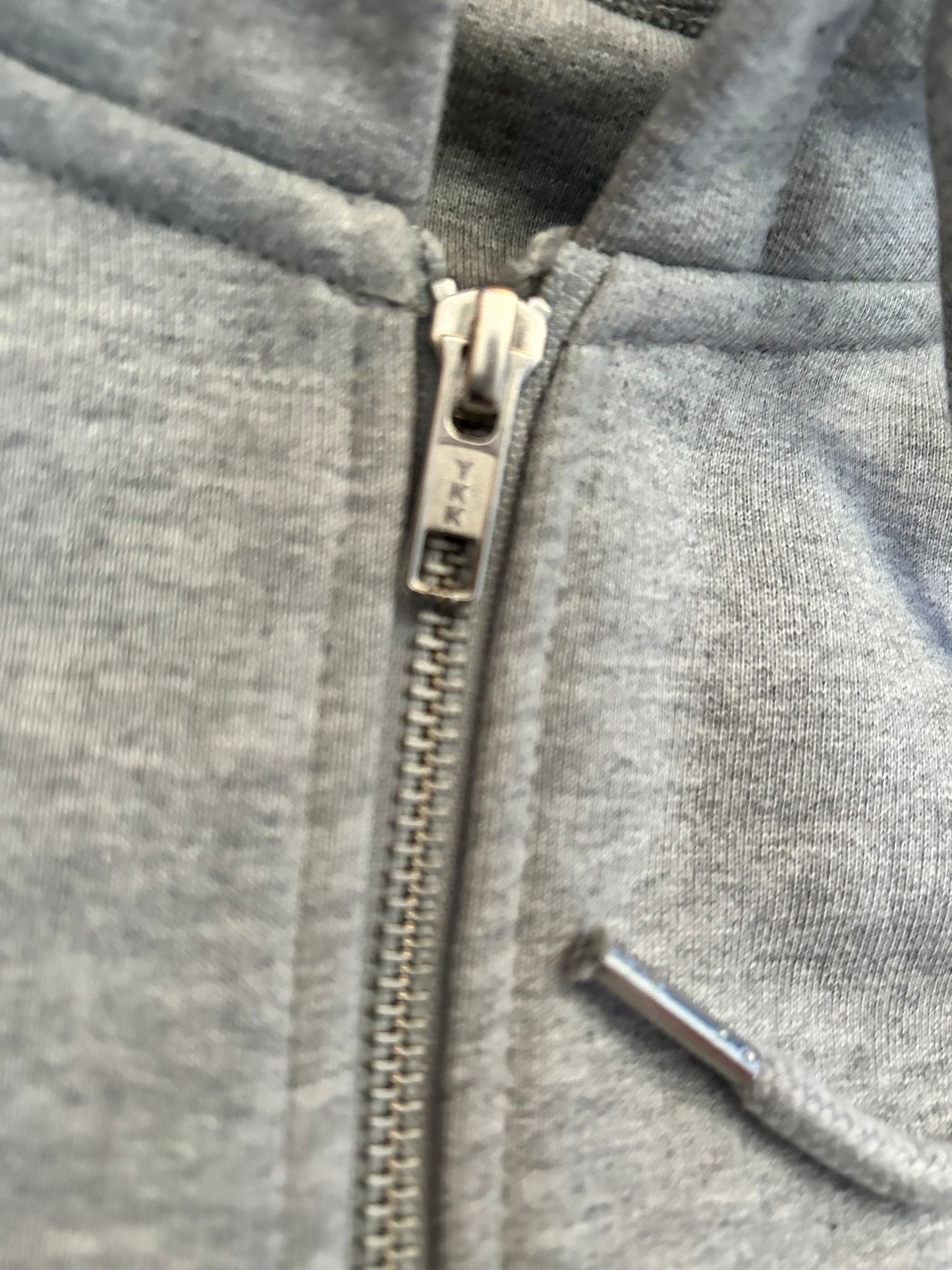Ellare zip up